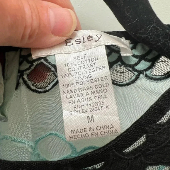 Esley mint blue and black lace mesh overlay sleeveless top medium - Picture 8 of 8